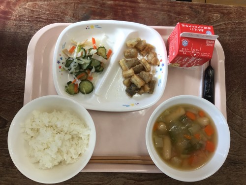 給食写真.jpg