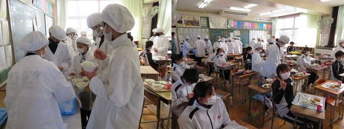 220127 給食3.jpg